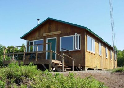 Remote Alaska salmon fishing lodge
